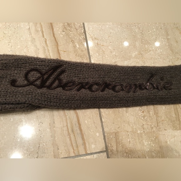 Abercrombie & Fitch scarf - Picture 2 of 7